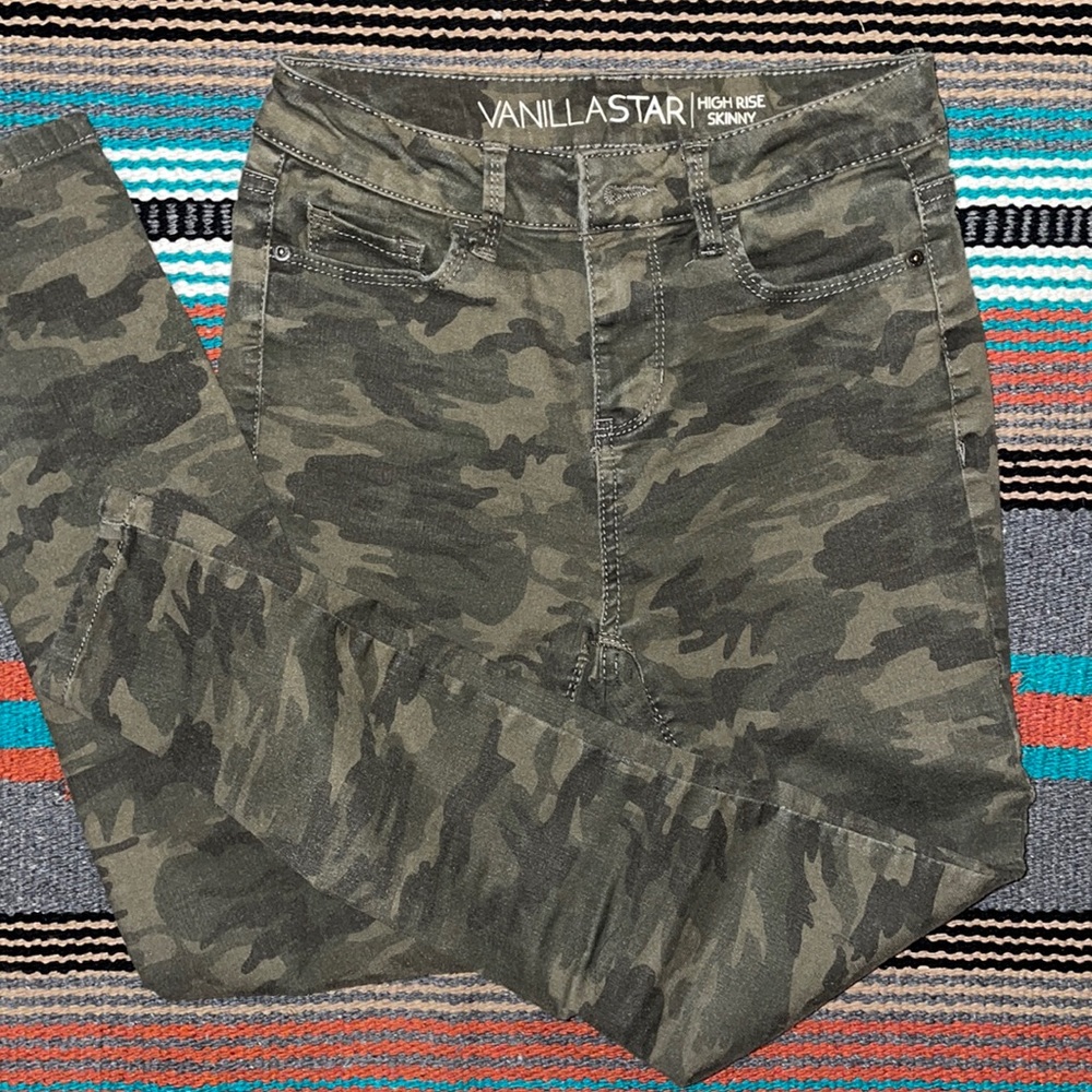 Vanilla Star camo high rise skinny jeans